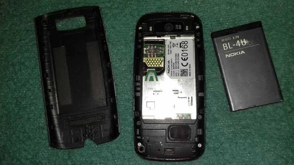 Dual-Sim Nokia 305 RM 766