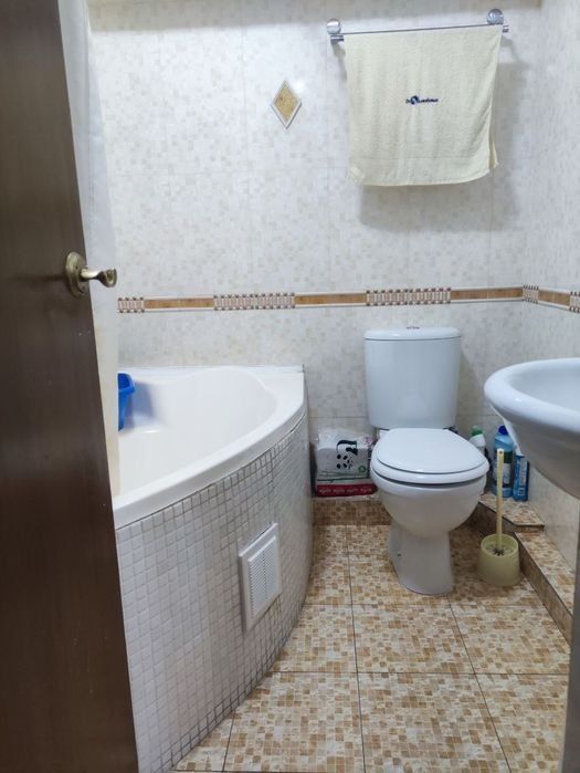 Аренда2х комнатной в центре ,Ц1
