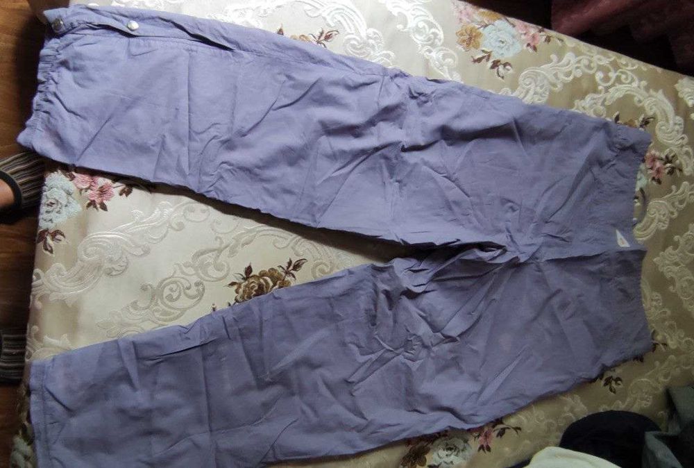 Джинсы, штаны спортивные женские 50-52 размер