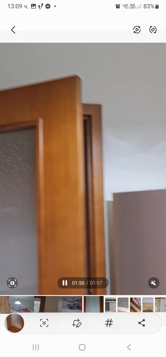 Врата с каса и стъклено крило