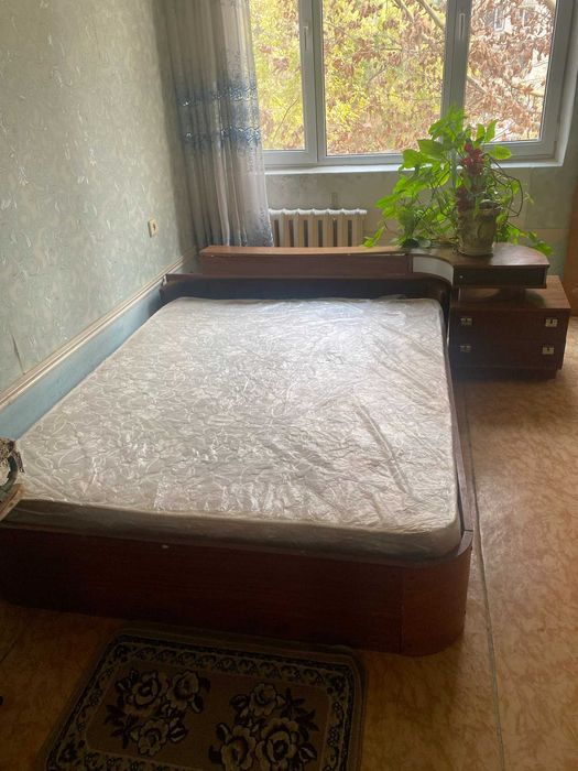 Продается спальный гарнитур и стенка