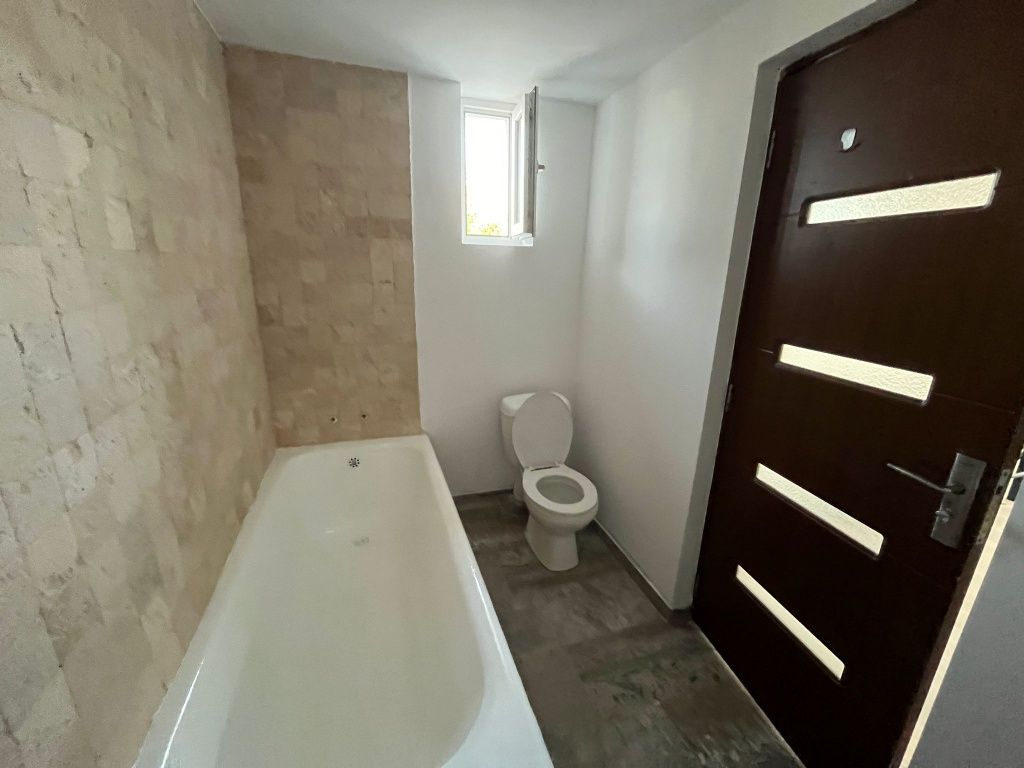 Vand casa Dragomiresti Vale