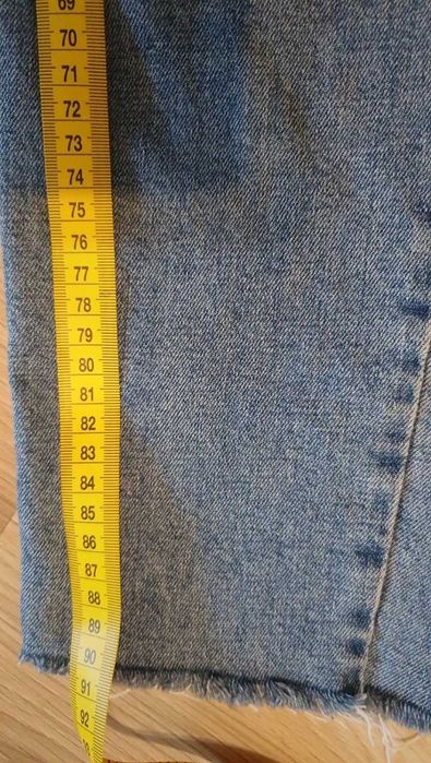 Blugi moderni Colin's