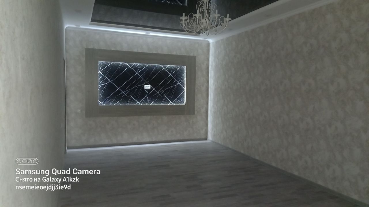 Sotiladi 2 xona 3 xona qilingan