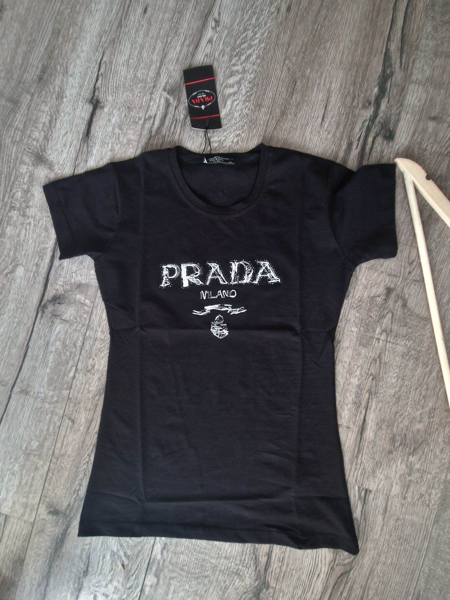 Prada памучна тениска с камъни