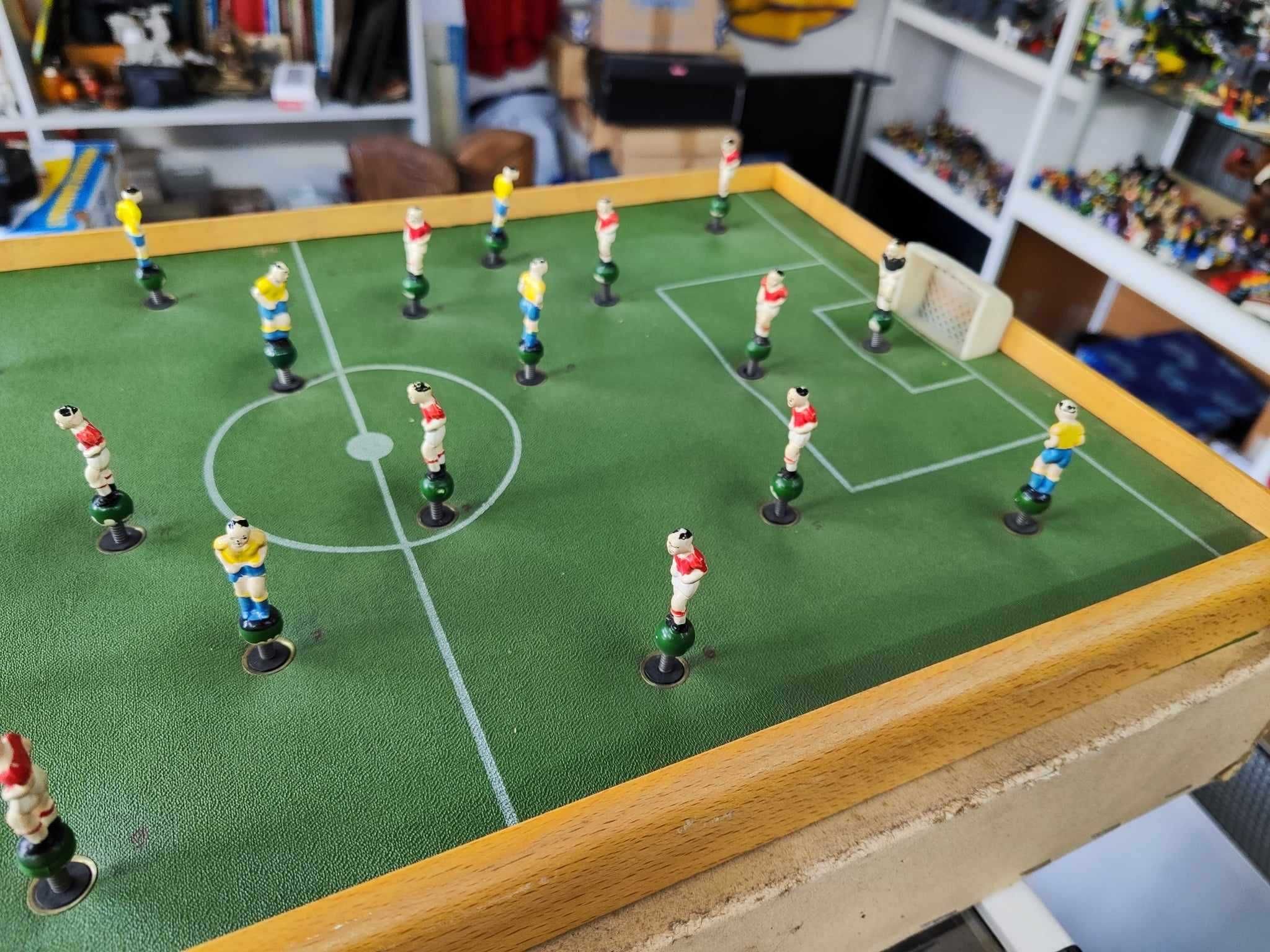 Стара унгарска игра играчка футбол