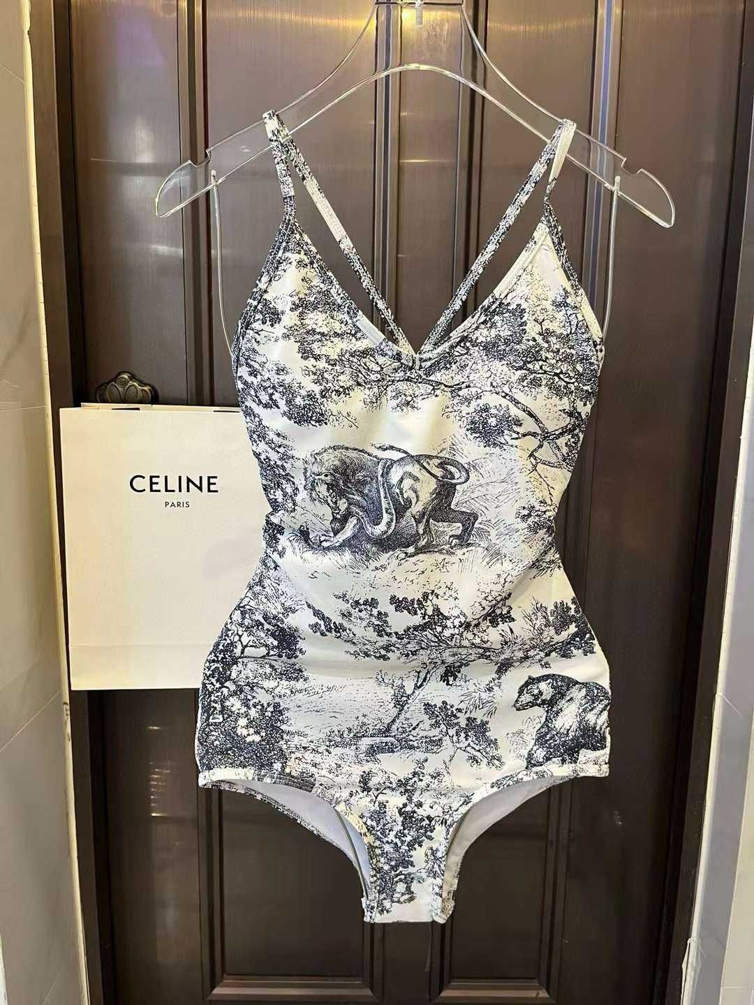 Costume de baie pentru femei de Dior