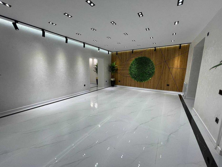 Аренда нежилое 100м2+400м2. Ориентир: Vohha Brasseria