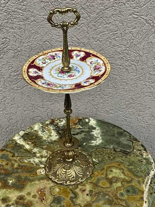 Eleganta etajera-Lady Hamilton-Royal Albert-Old Country Roses-Anglia