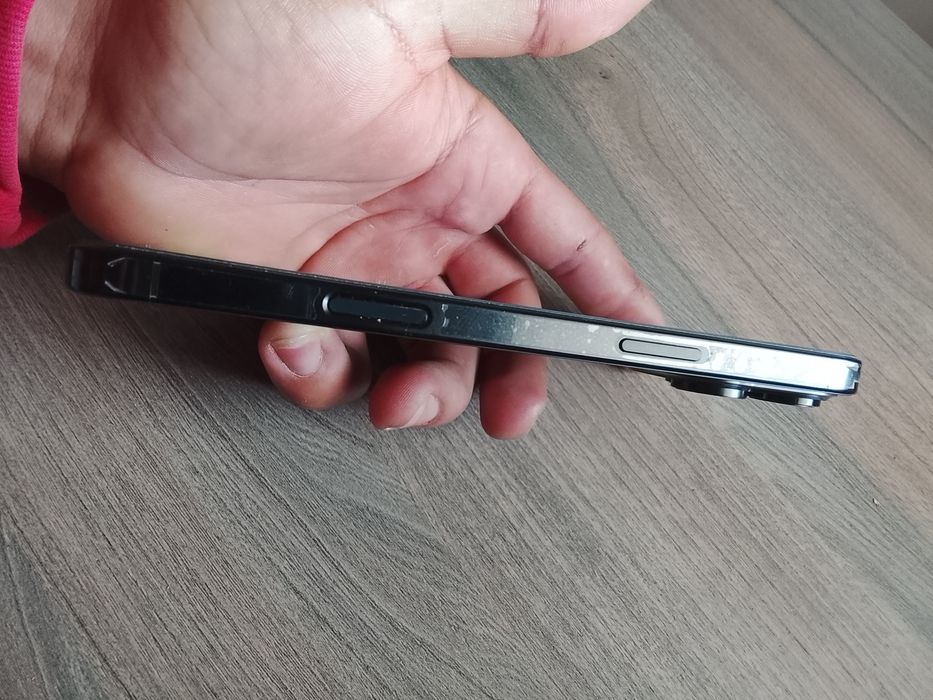 Vand 16 pro max 512 gb