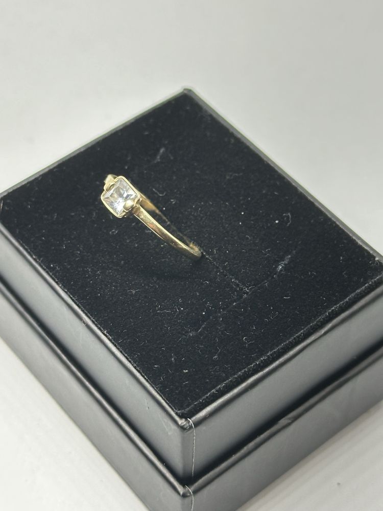 златен дамски пръстен 1.23гр 14к 585