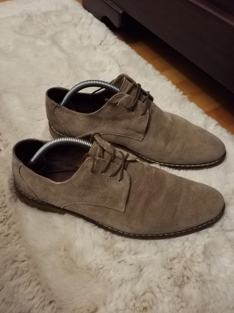 Pantofi piele naturală mărime 41.  Impecabili. Transport gratuit