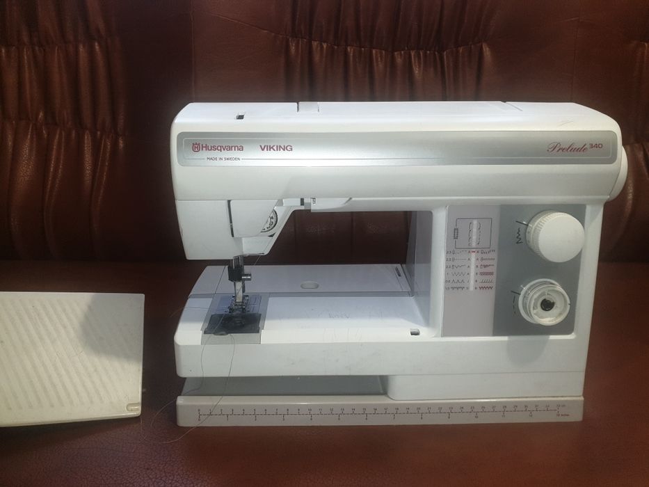 Masina cusut electrica husqvarna viking