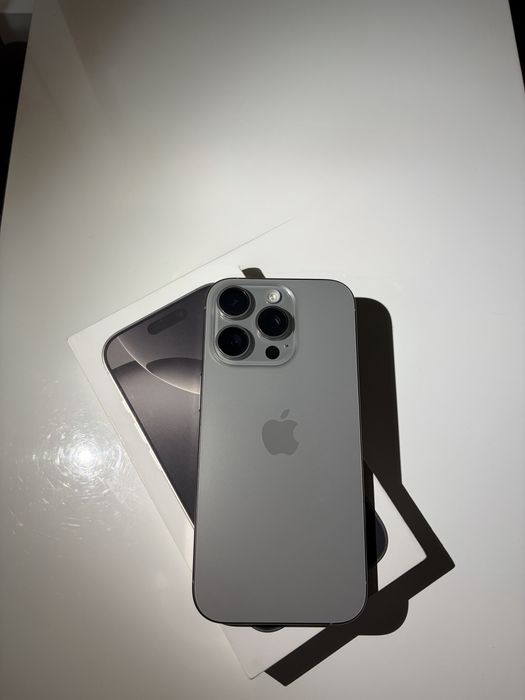iPhone 16 Pro Garantie Natural Titaniu Impecabil 256 GB