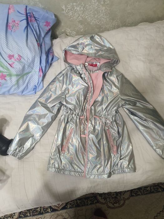 Куртка на девочку
