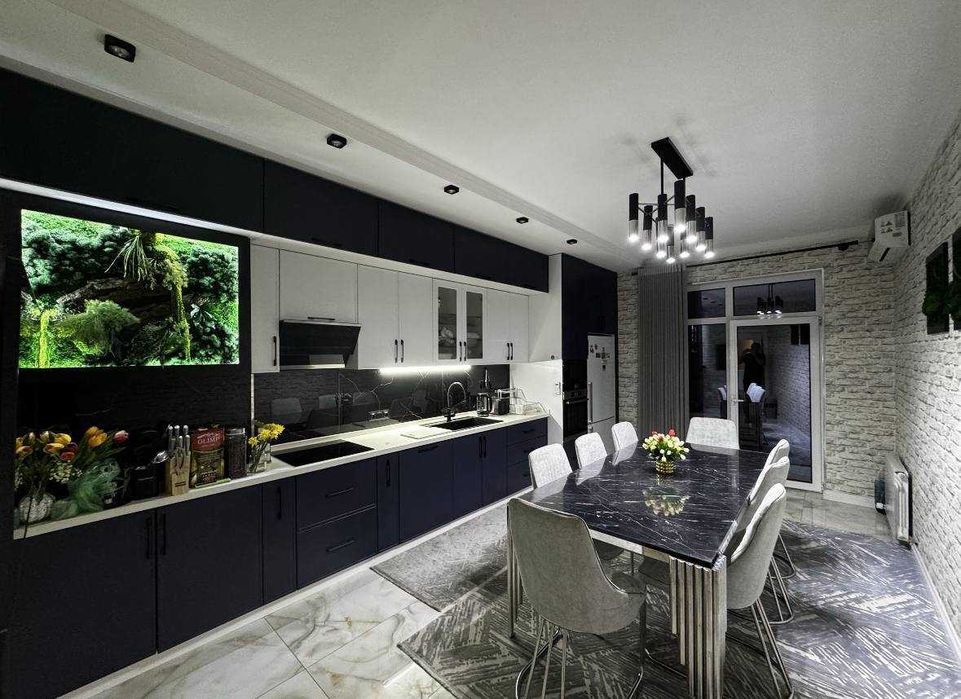 Продаётся 4-х комнатная квартира в ЖК NRG Oybek