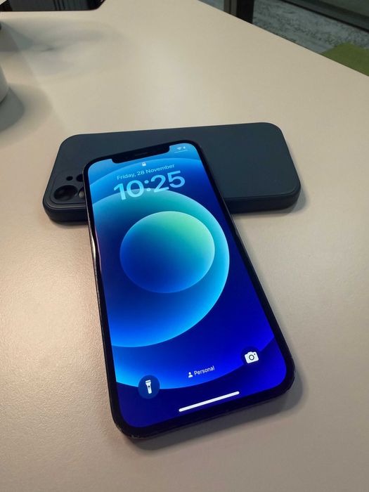 iPhone 12 64GB black