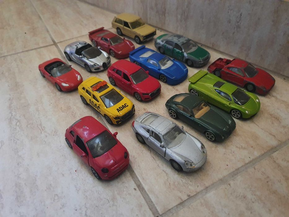 Метални колички за колекция