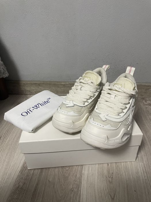 Off White Odsy 1000