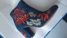 Pantofi/botine bleomaren cu broderie