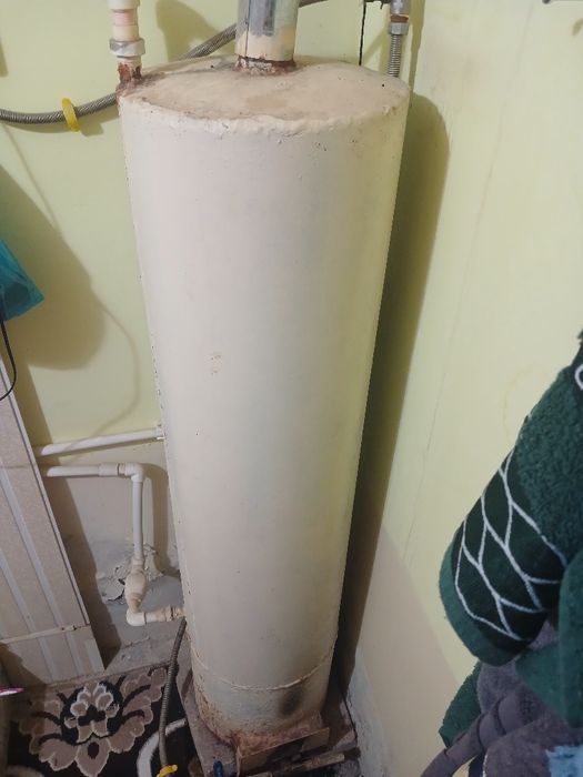 Продаётся титан  80 литров