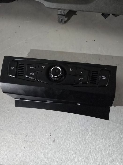 Panou ac clima audi a4 b8