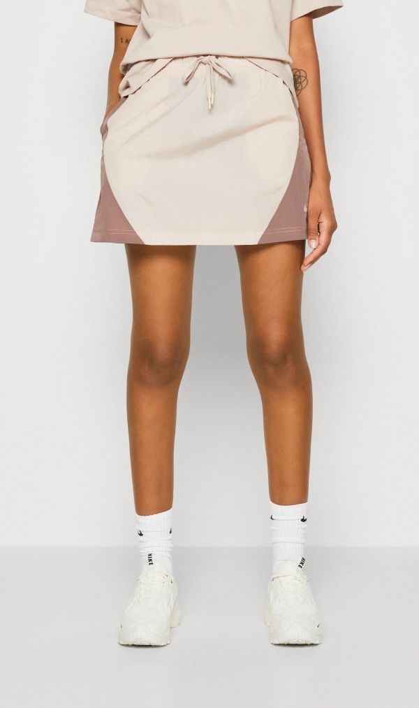 Fustă Nike Sportswear Air Skirt mărime XS/S/M nouă cu etichetă