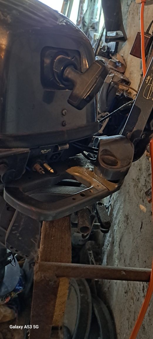 Мотор за лодка YAMAHA