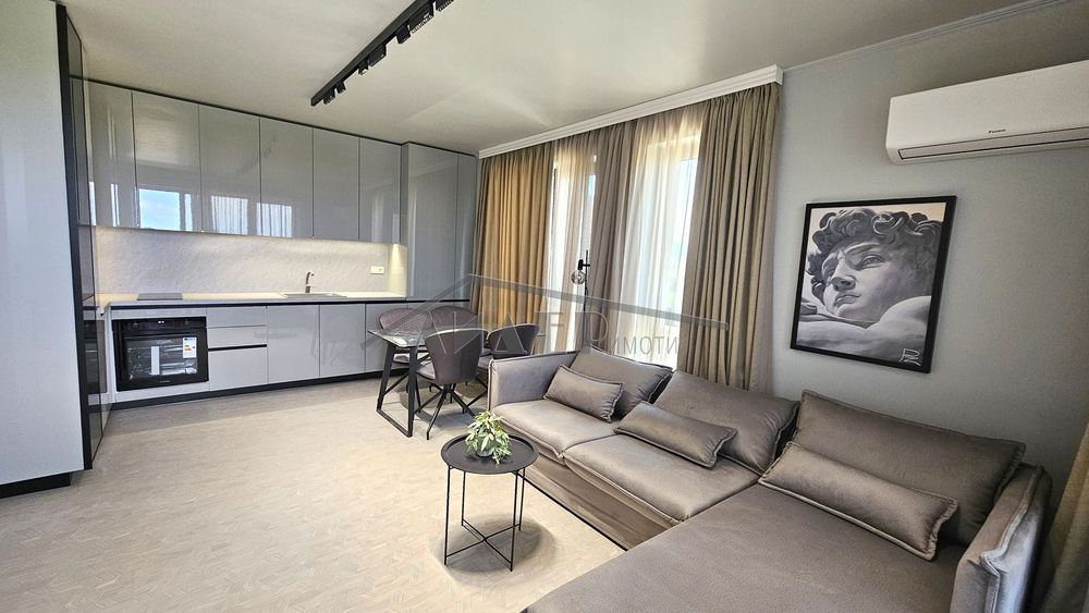 2-стаен, луксозно обзаведен в кв. Смирненски