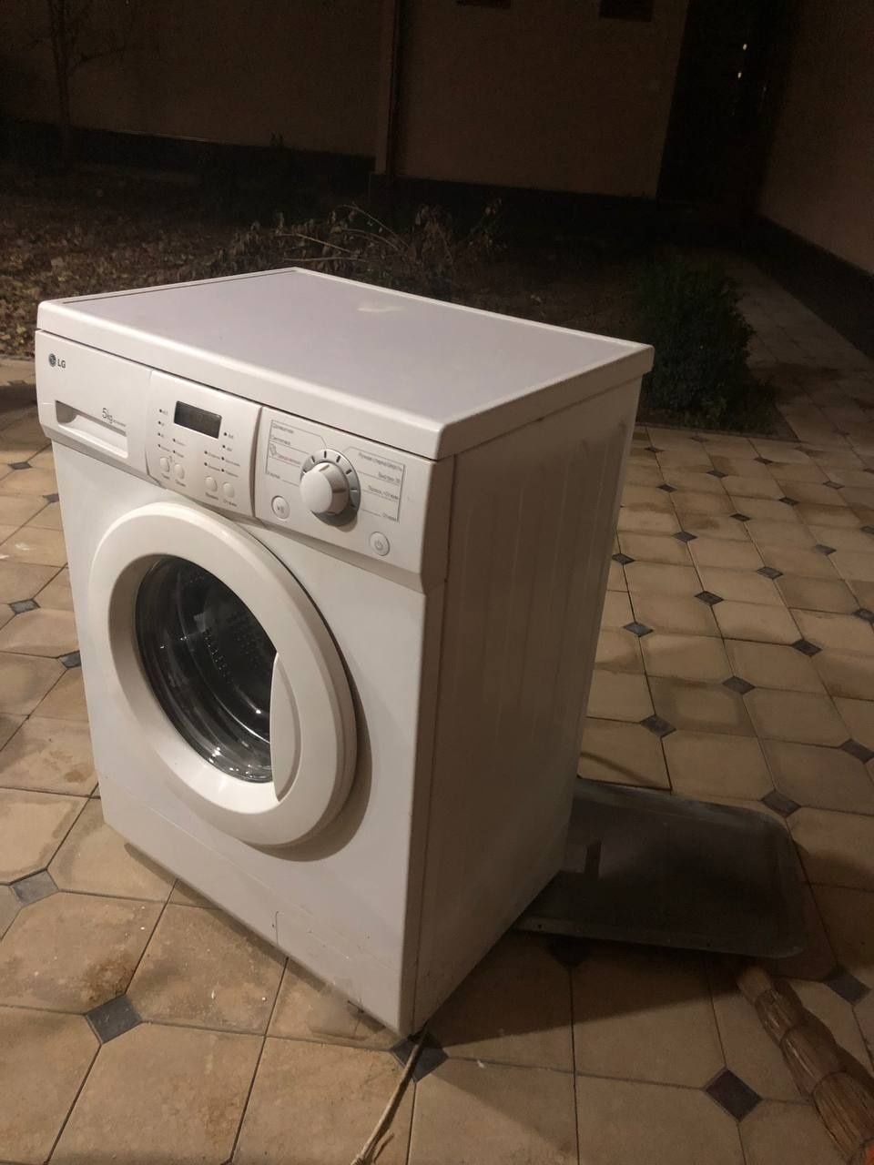 Срочно продается стиральная машина в хорошем состоянии LG-5кг