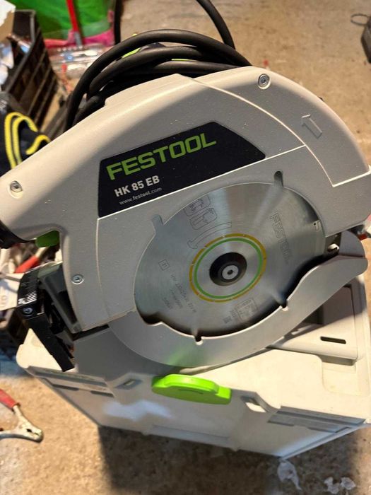 Vând fierăstrău festool