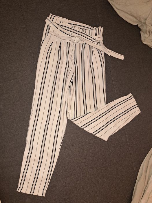 Бял свободен панталон