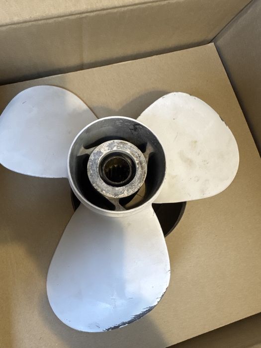 Пропелер за извън бордов двигател