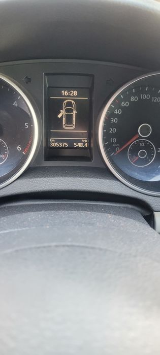 Vând golf 6 2.0 tdi 140 cai
