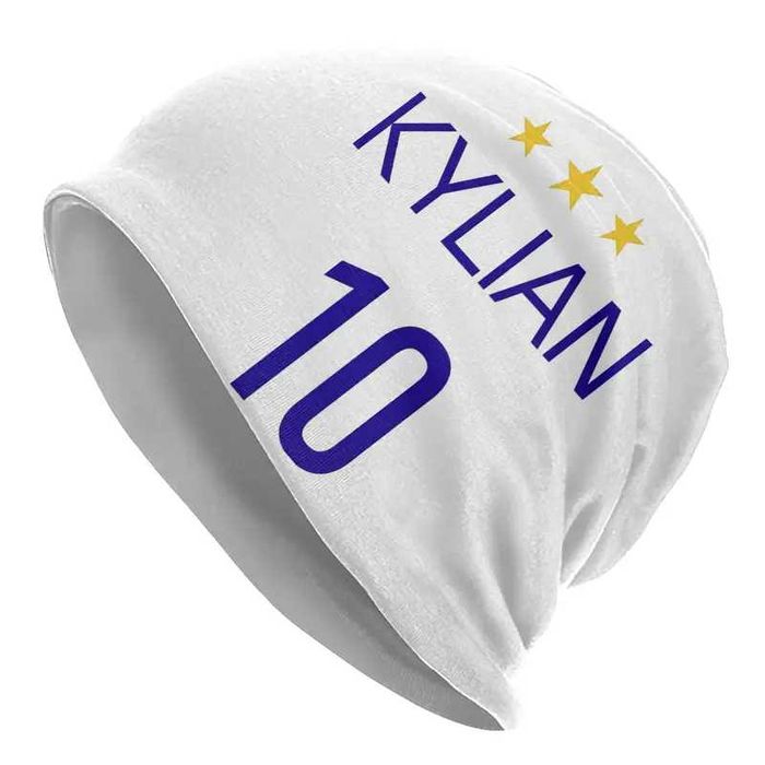 Căciulă călduroasă Mbape pentru fani