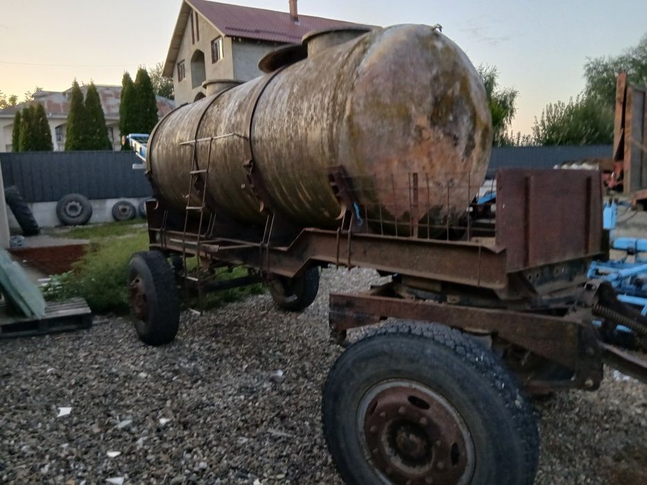 Cisterna remorca 7500L