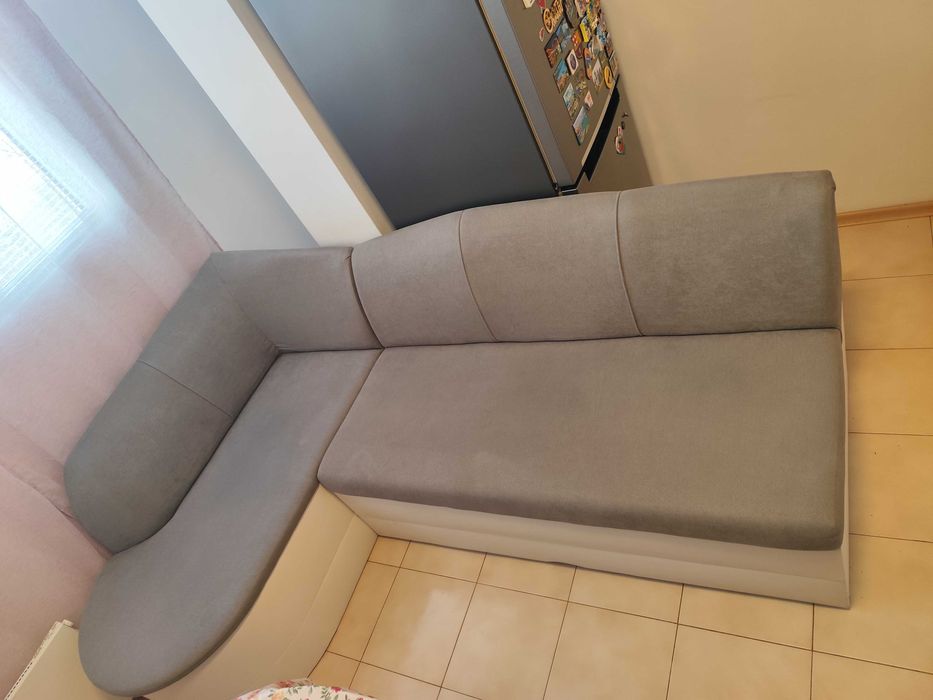 Двуцветен Ъглов диван