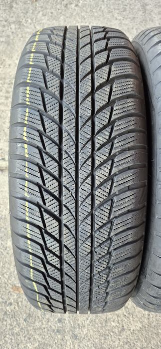 2 anvelope iarna Bridgestone 205/65/16.Pretul este pe bucata