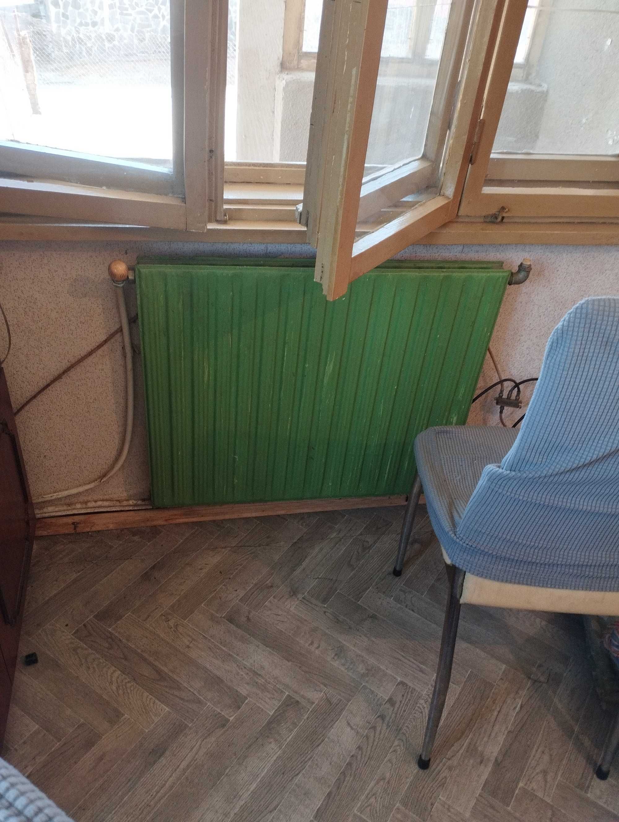 Здравейте, продавам камина с 5 радиатора