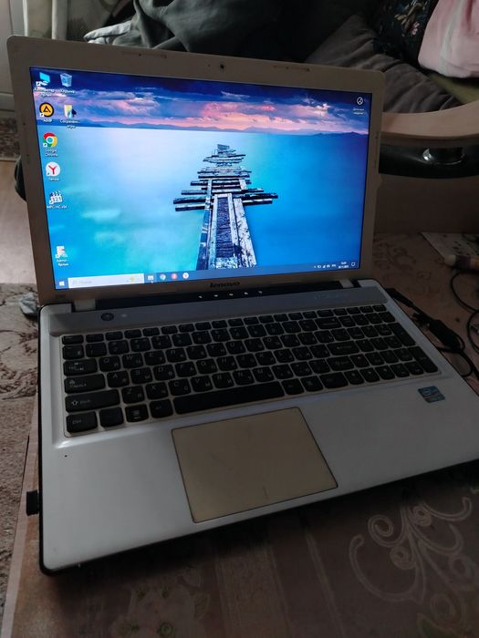 Продам ноутбук Lenovo