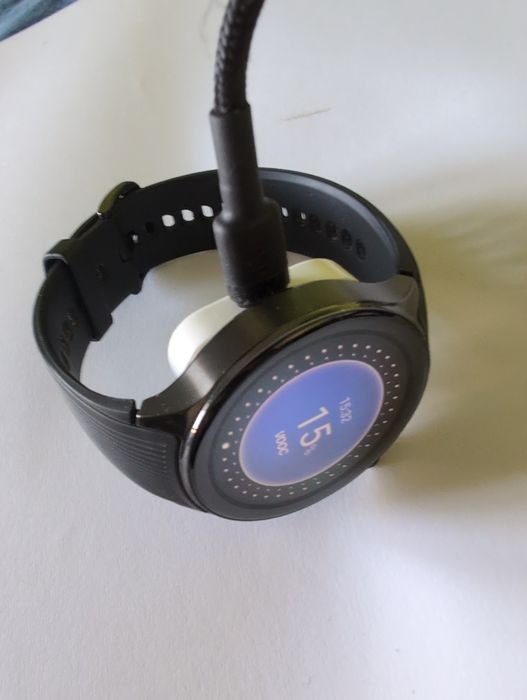 Vând OnePlus Watch 2