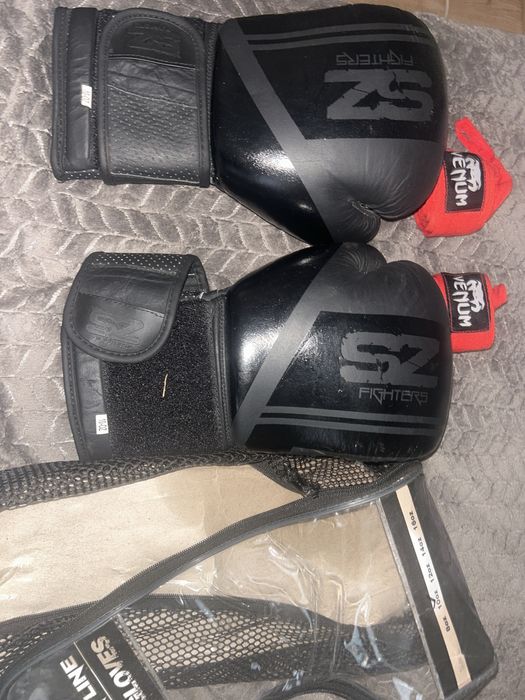 Продавам ракавици за бокс sz 10oz