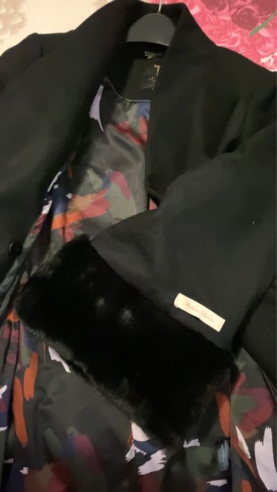 Palton Ted Baker Negru cu blana