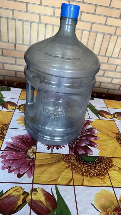 Бак для воды большой