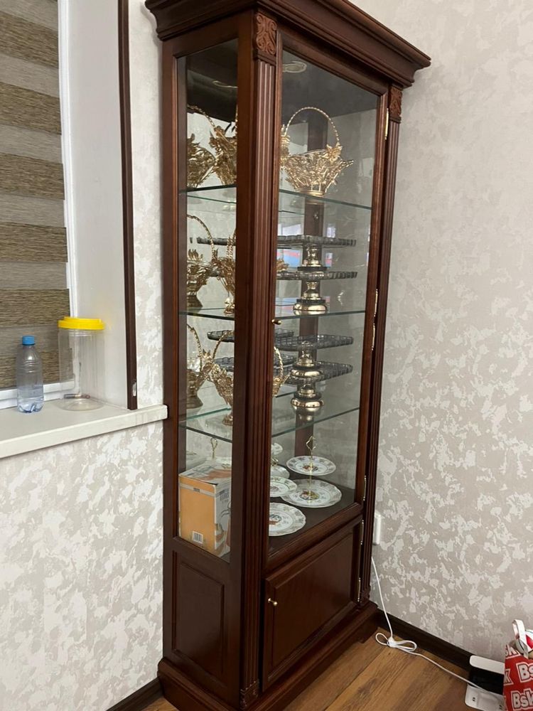 Горка, сервант, шкаф, стенки