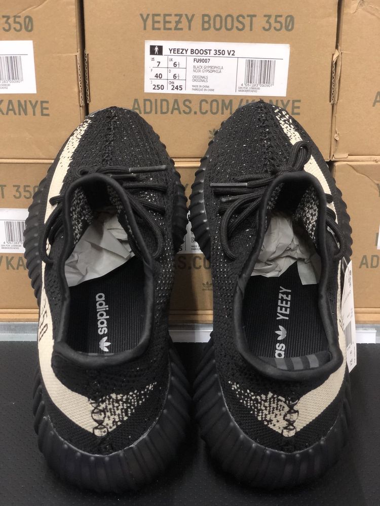 Yeezy Boost 350 V2 Core Black Core White Oreo Yeezy 350 V2 Oreo Black