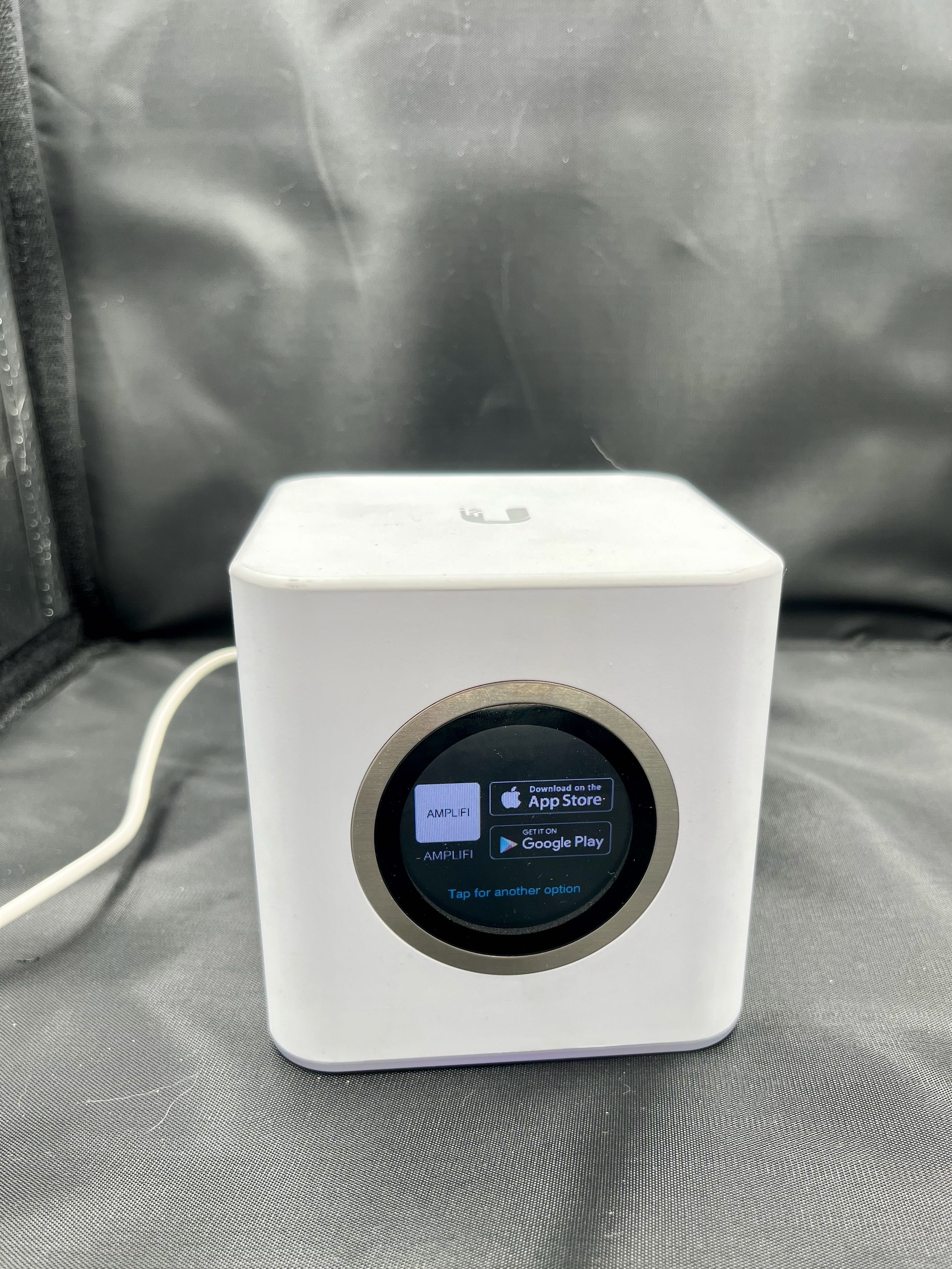 AmpliFi HD Mesh Router HD и разширител на обхват за големи сгради