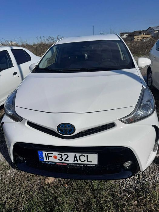 Toyota Prius Plus Hybrid si GPL