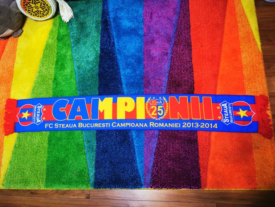 Fular Steaua București