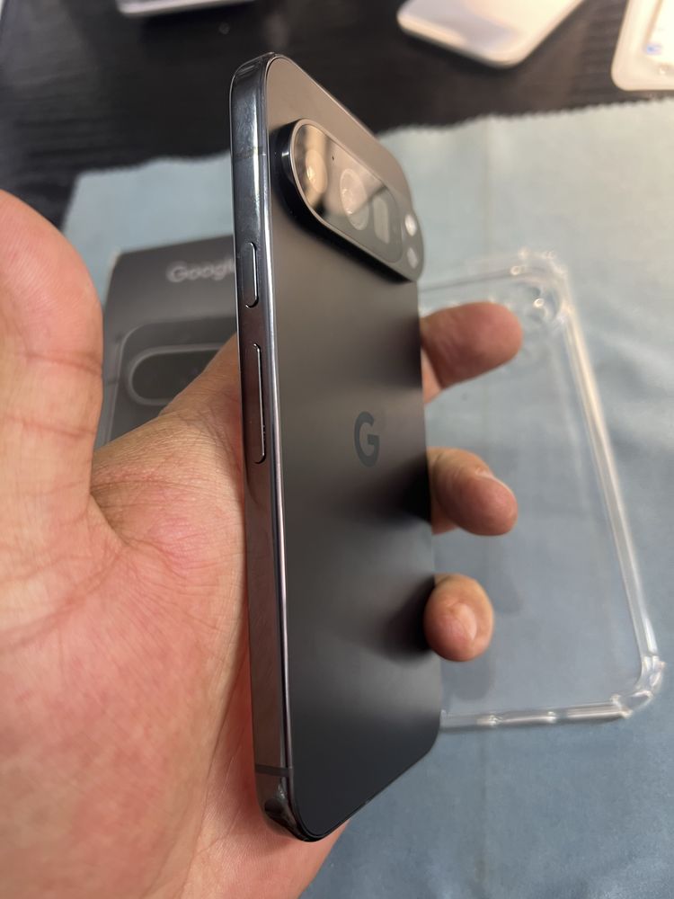Google pixel 9 pro , ca nou